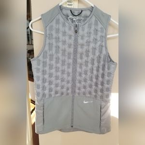 Nike's therma fit running vest